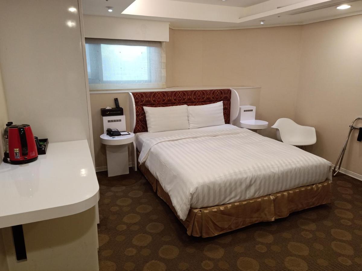 Ximen Airline Hotel Тайбей Екстер'єр фото