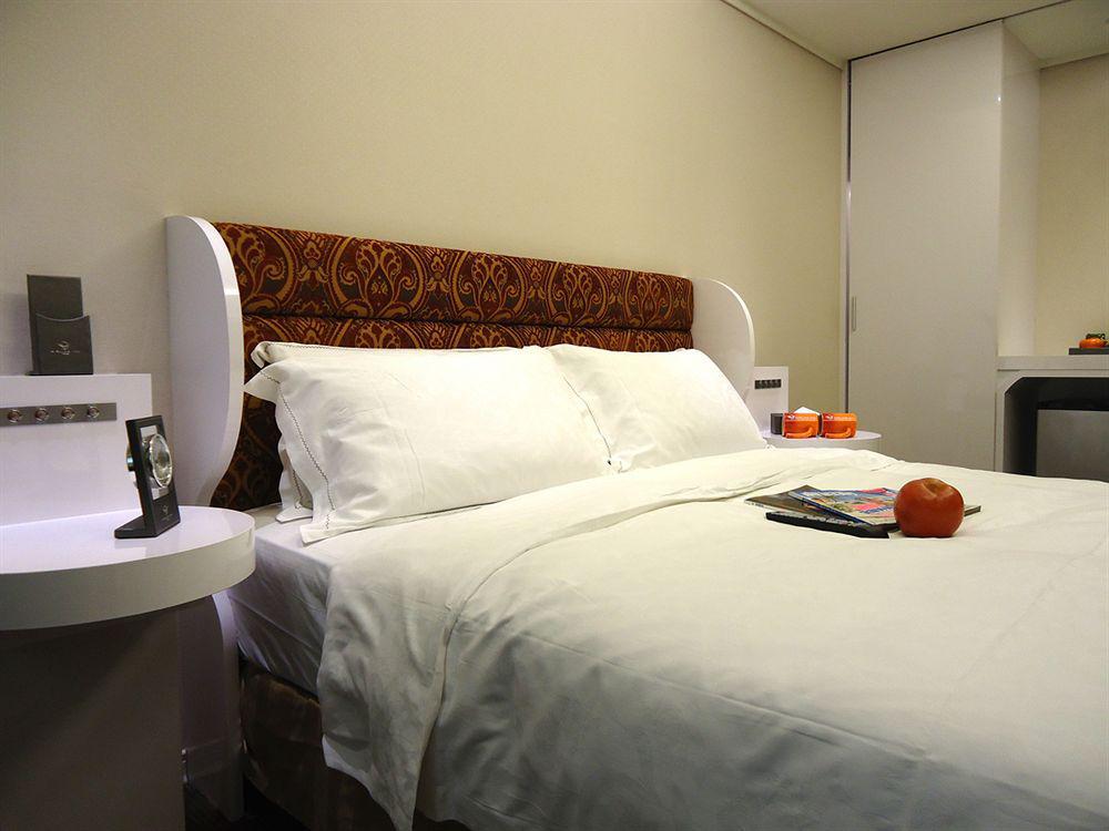 Ximen Airline Hotel Тайбей Екстер'єр фото
